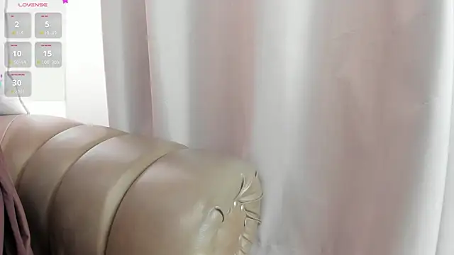 yasmin_dina 现场XXX聊天