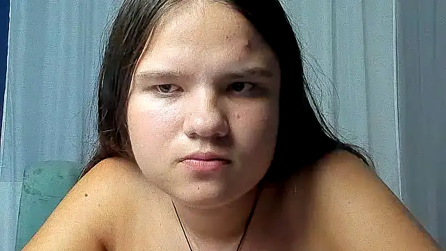 AdeleCruz Chat XXX in diretta