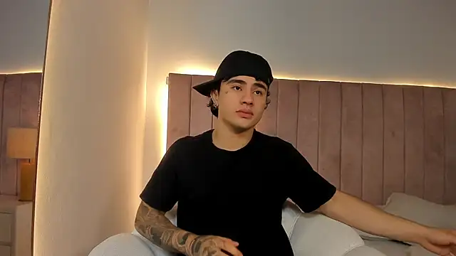 دردشة Zack_Bellmont1 الجنسية المباشرة