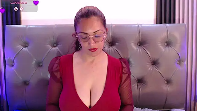 dayana_mendoza69's Live XXX Chat