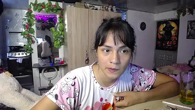 Chatroom XXX en direct de Samara_Homescapes