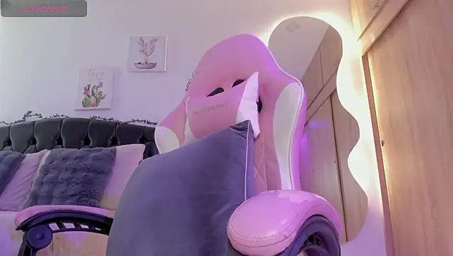 XXX chat uživo modela Amaranthaa1