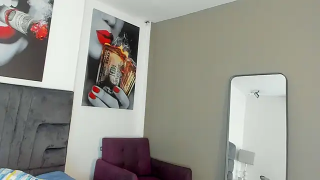 XXX chat uživo modela Ted_Ruskin