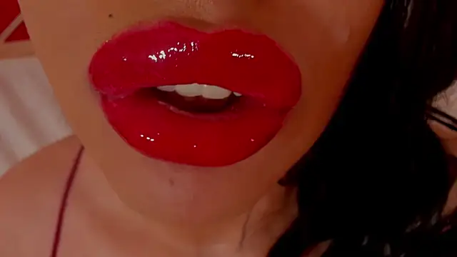 sweet_Elizabeth Adlı Modelin Canlı XXX Sohbeti