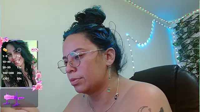 XXX chat uživo modela elektra_32