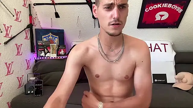 Cookieboy88 Live XXX-Chat