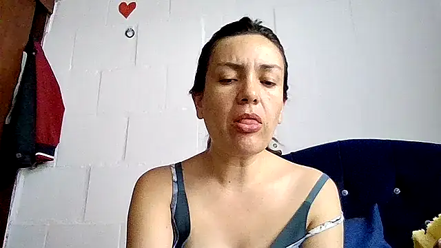 princessbella93's Live XXX Chat