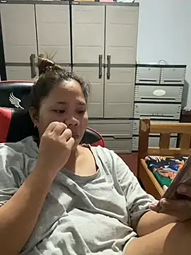 -CLARAMommy- লাইভ XXX চ্যাট