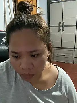 -CLARAMommy-'s Live XXX Chat