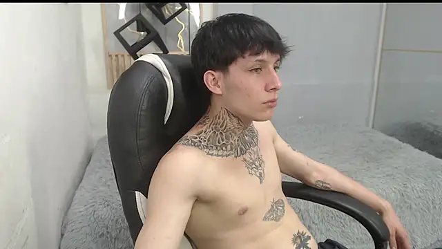 Show de Cry_thereal na webcam