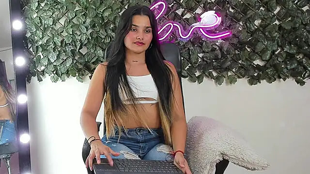 Chat XXX en directo de DestinyHills