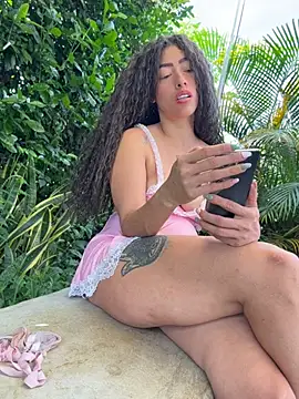 roxyrougee লাইভ XXX চ্যাট