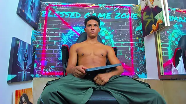 Онлайн ча т XXX Yoel_Blessed