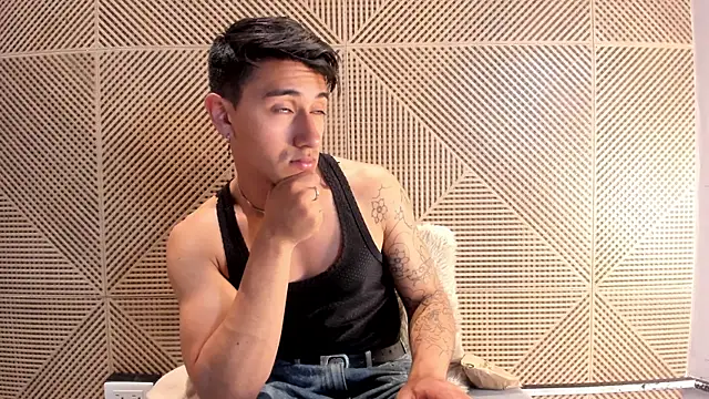Andy_Joy_ Live XXX-Chat