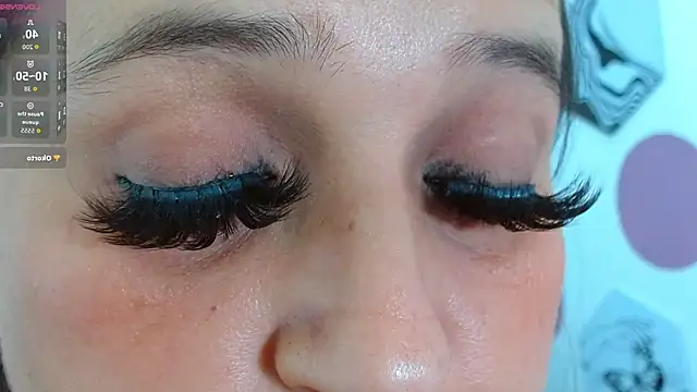 צ'אט XXX בשידור חי של Kerly_Doll