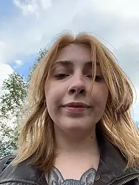 Sunny___Bunnyn Live XXX chat