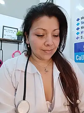 צ'אט XXX בשידור חי של SARA_21-