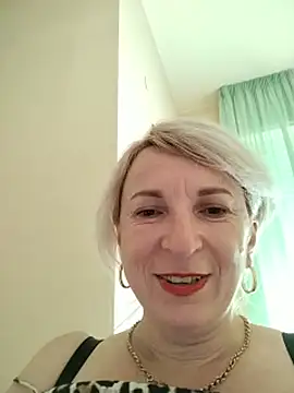 AhlyssaLove1155's Live XXX Chat