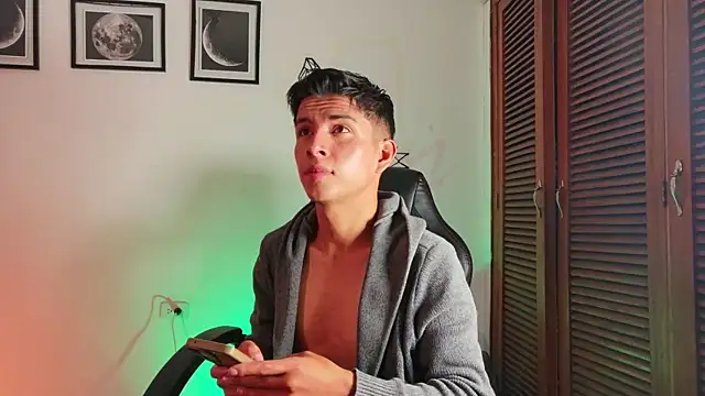 Vincent_Kane's Live XXX Chat