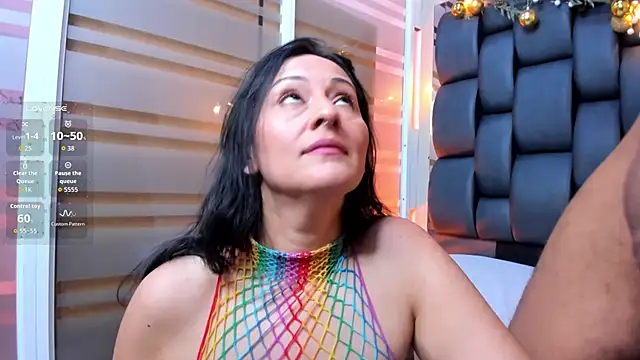 Miriam_milf Adlı Modelin Canlı XXX Sohbeti