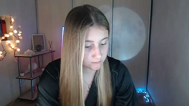 Milka_kamila Adlı Modelin Canlı XXX Sohbeti