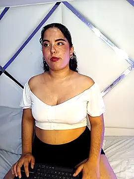 NicolleOverton 现场XXX聊天