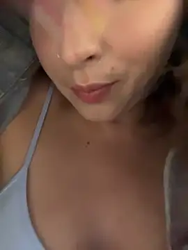 Chat +18 de Holly_Play ao vivo