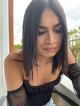 Silvanna-Casstro Live XXX-Chat