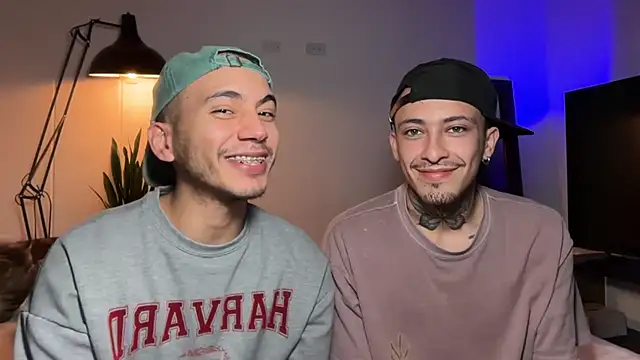 XXX chat uživo modela Noah_and_Steven