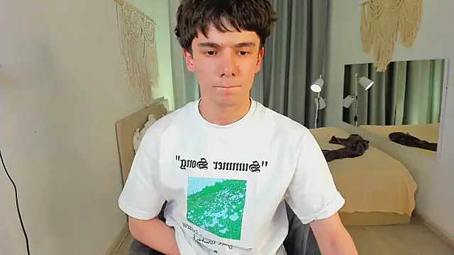 Ethan_Crowe: απευθείας συνομιλία ΧΧΧ