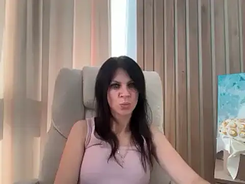 InjaAtHome's Live XXX Chat