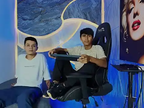 Benjamin_Alam লাইভ XXX চ্যাট