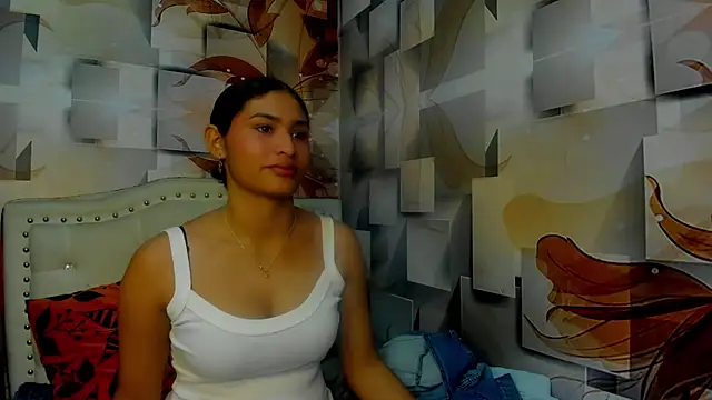 malaika_chalo 即時 XXX 聊天