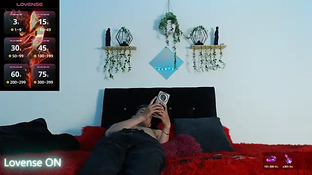 nicktorn Adlı Modelin Canlı XXX Sohbeti