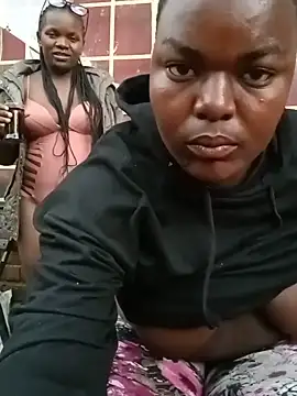 Pretty_Caramel91's Live XXX Chat