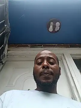 Dott735 Show in webcam