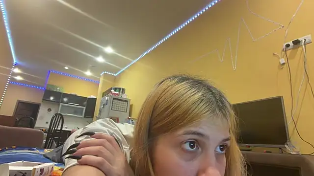 XXX chat uživo modela LinZavr