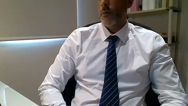 XXX chat uživo modela 66MA69