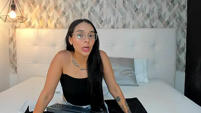Roseaurora 라이브 XXX 채팅