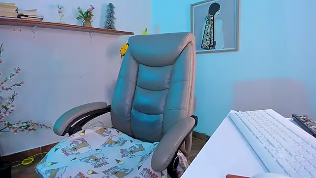 Živý XXX chat Chanelll_Taylorr_