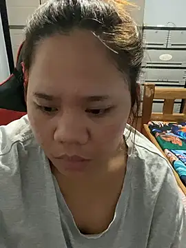 -CLARAMommy-'s Live XXX Chat