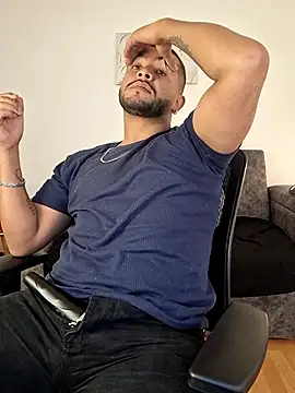 BrunoSilva_ লাইভ XXX চ্যাট