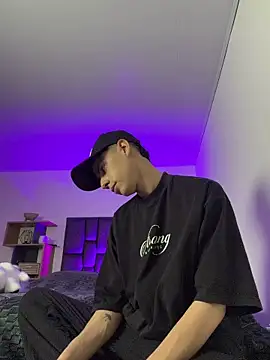 SebastianReed_ 即時 XXX 聊天