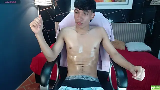Jake_Falcon élő XXX-chatje