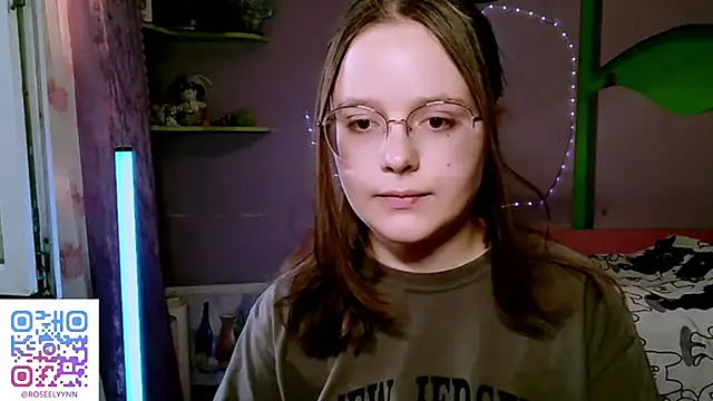 Онлайн чат XXX RoseLyyn