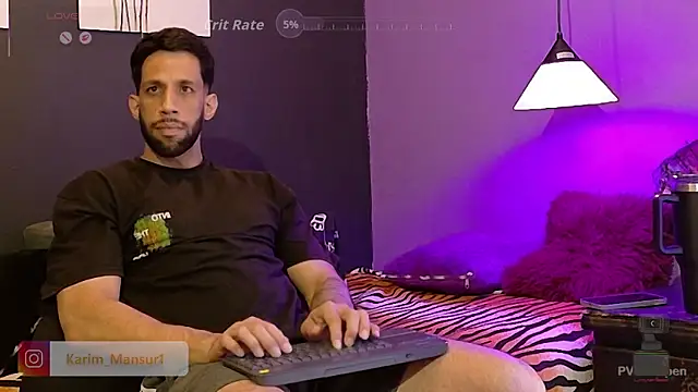 Chat +18 de Karim_mansur ao vivo