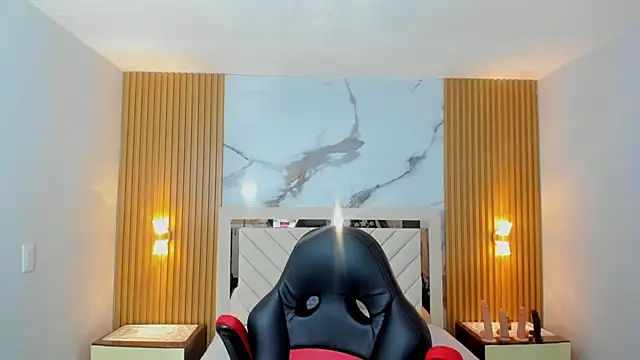 KAROLLJONES1 现场XXX聊天