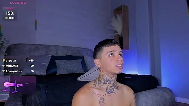 Ian_Castillo_ live XXX chat