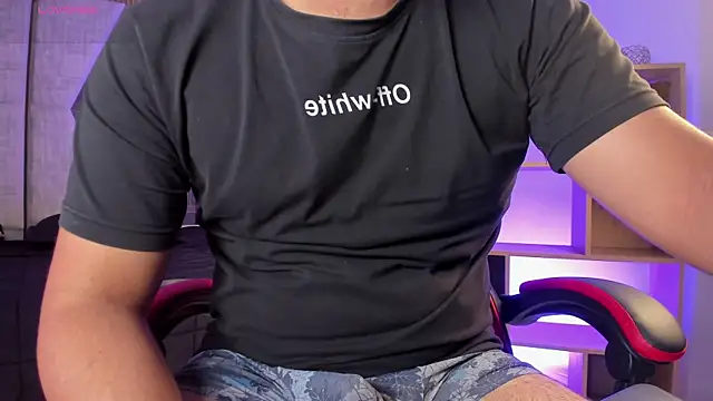 Онлайн чат XXX Axel_grey_