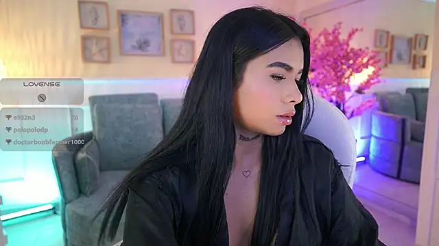 MeganLowell's Live XXX Chat